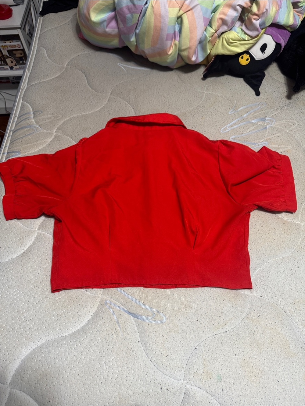 Red Cropped Button-Up Shirt - Picture 2 of 2
